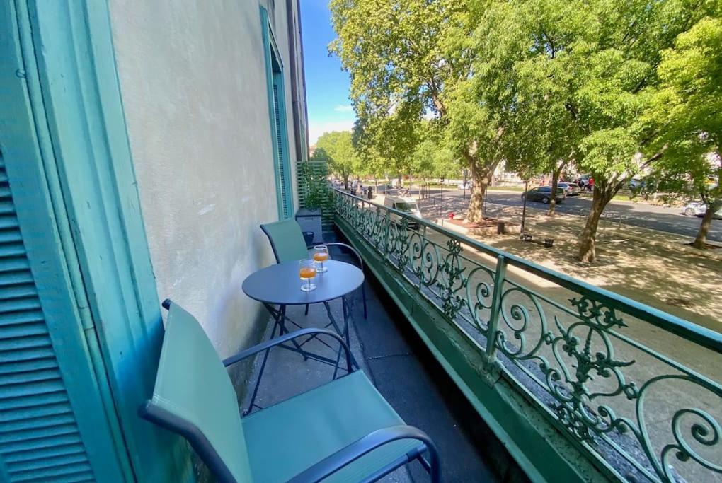 L'Historien - Avec Balcon Coeur De Nimes Apartment Exterior photo